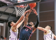 开云官网-马里队客场惜败，陷入失败泥潭困境