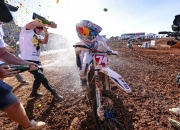 开云体育在线-荷兰射击选手突出表现，夺得冠军