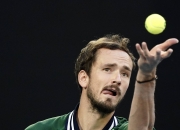 开云官方app入口-关于世界网球队险胜意大利网球队，梅德韦杰夫完成帽子戏法的信息