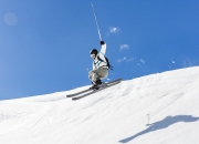 开云平台-当德甲铁壁遇上非洲野性，巴斯托尼的个人能力展为何成勒沃库森对阵南非的胜负手？