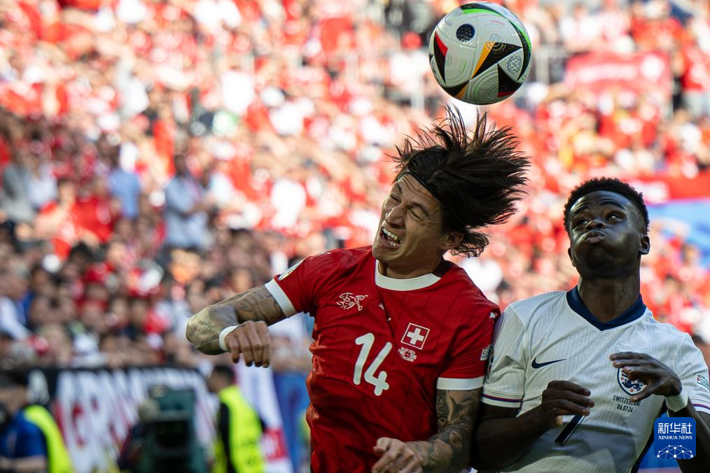 英格兰队在欧锦赛预选赛中取得胜利