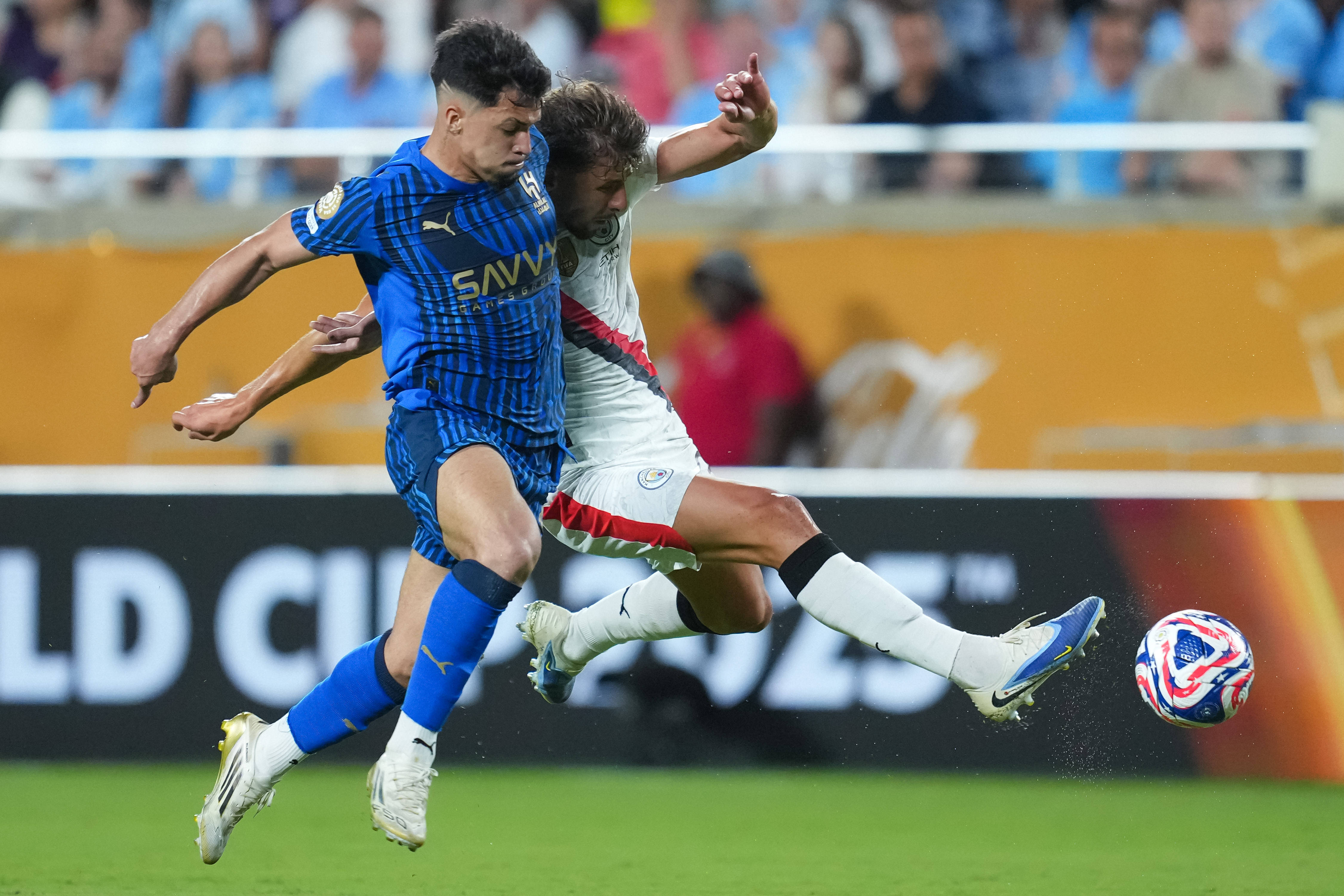 亚眠客场不敌对手，遭遇失利