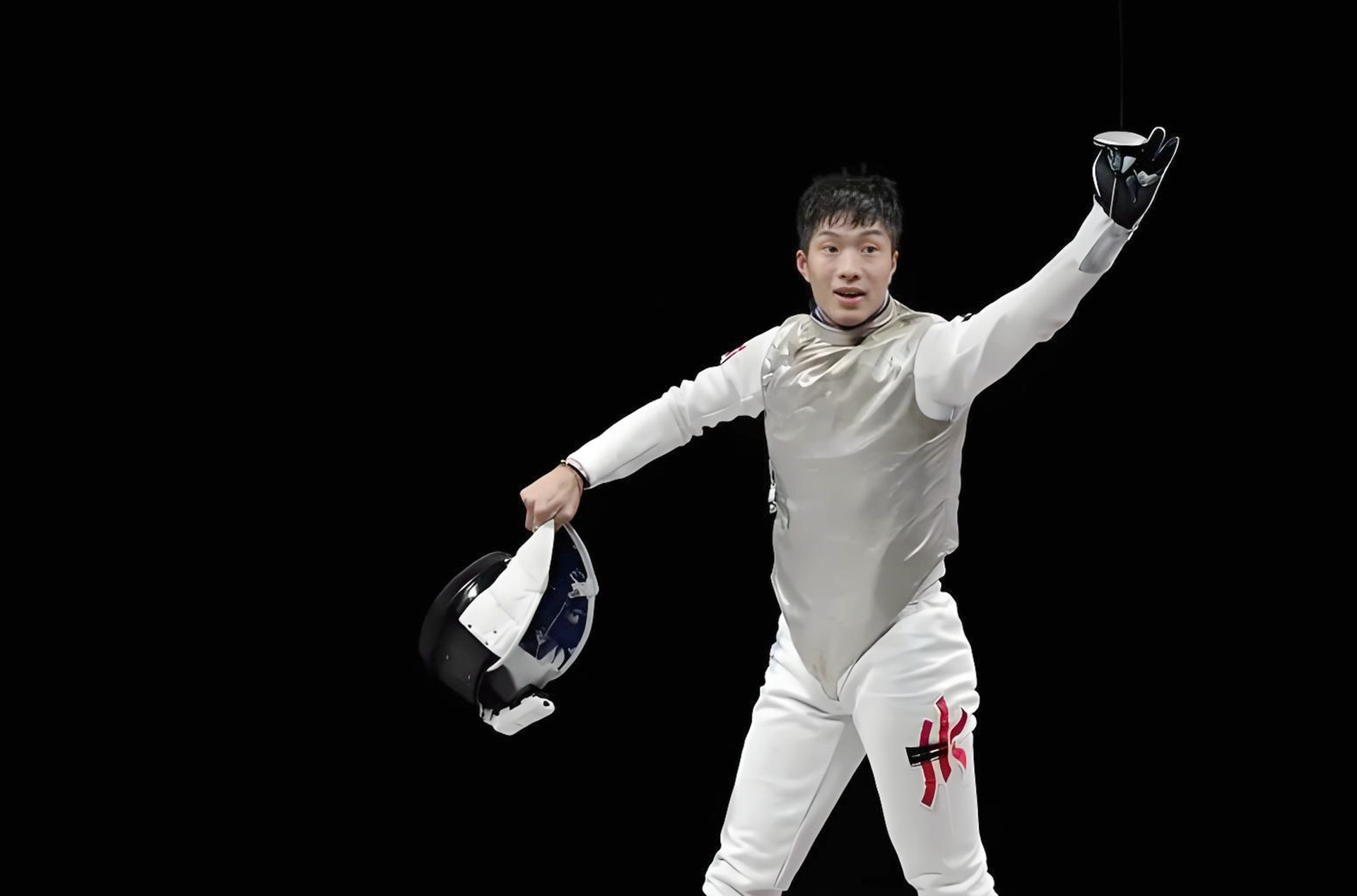 纯白队问鼎冠军，晋级下一轮