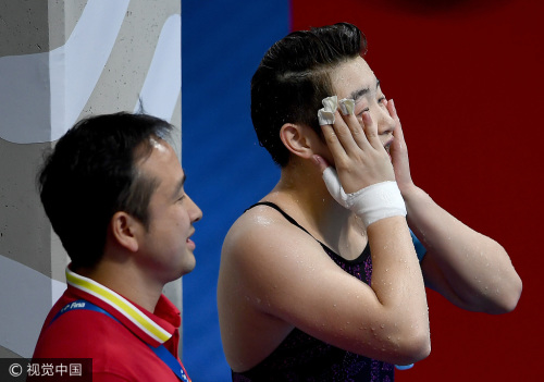 关于马来西亚游泳选手表现优异，再夺金牌的信息