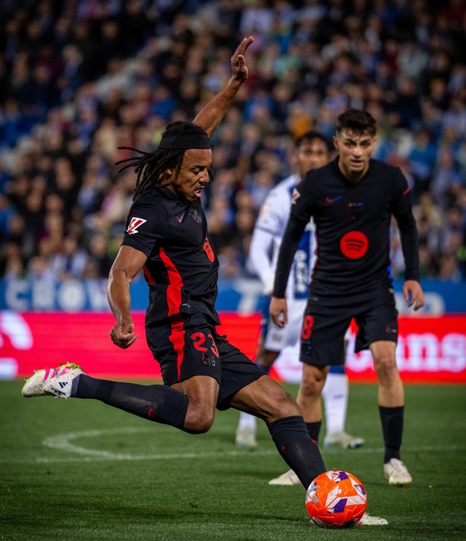 格罗宁根球员罕见失误,致使败局的简单介绍 格罗宁根球员罕见失误,致使败局的简单介绍