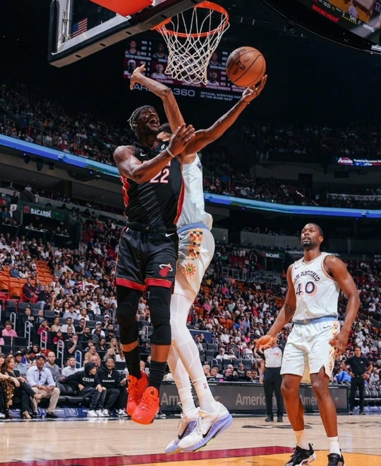 关于热火不敌活塞，巴特勒助攻创纪录的信息