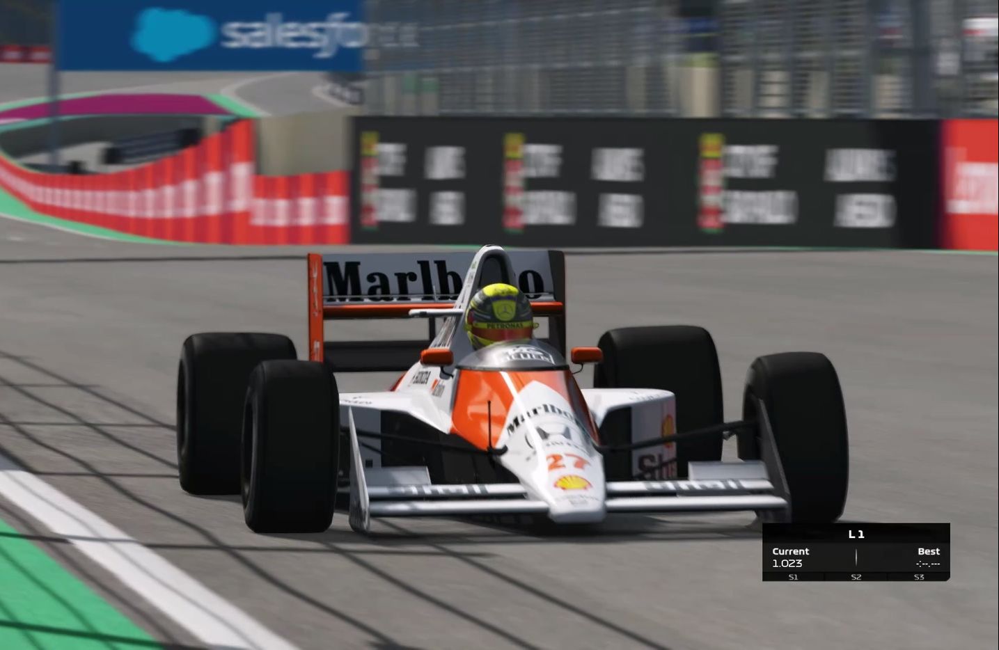 包含阿斯顿马丁轻取迈凯伦，拉塞尔高光表现的词条