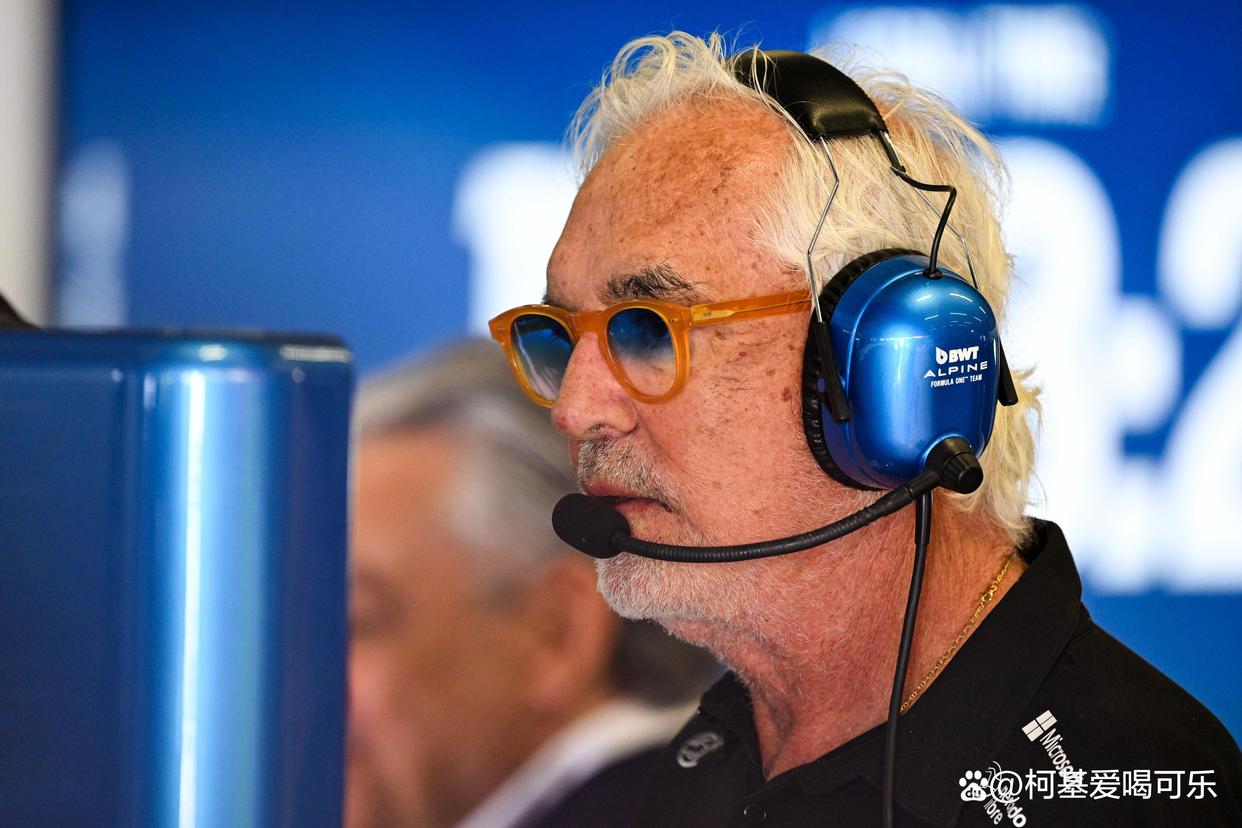 哈斯车队碾压威廉姆斯，汉密尔顿状态火热的简单介绍