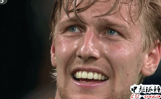 关于俄罗斯顽强晋级欧国联半决赛，淘汰瑞典队的信息