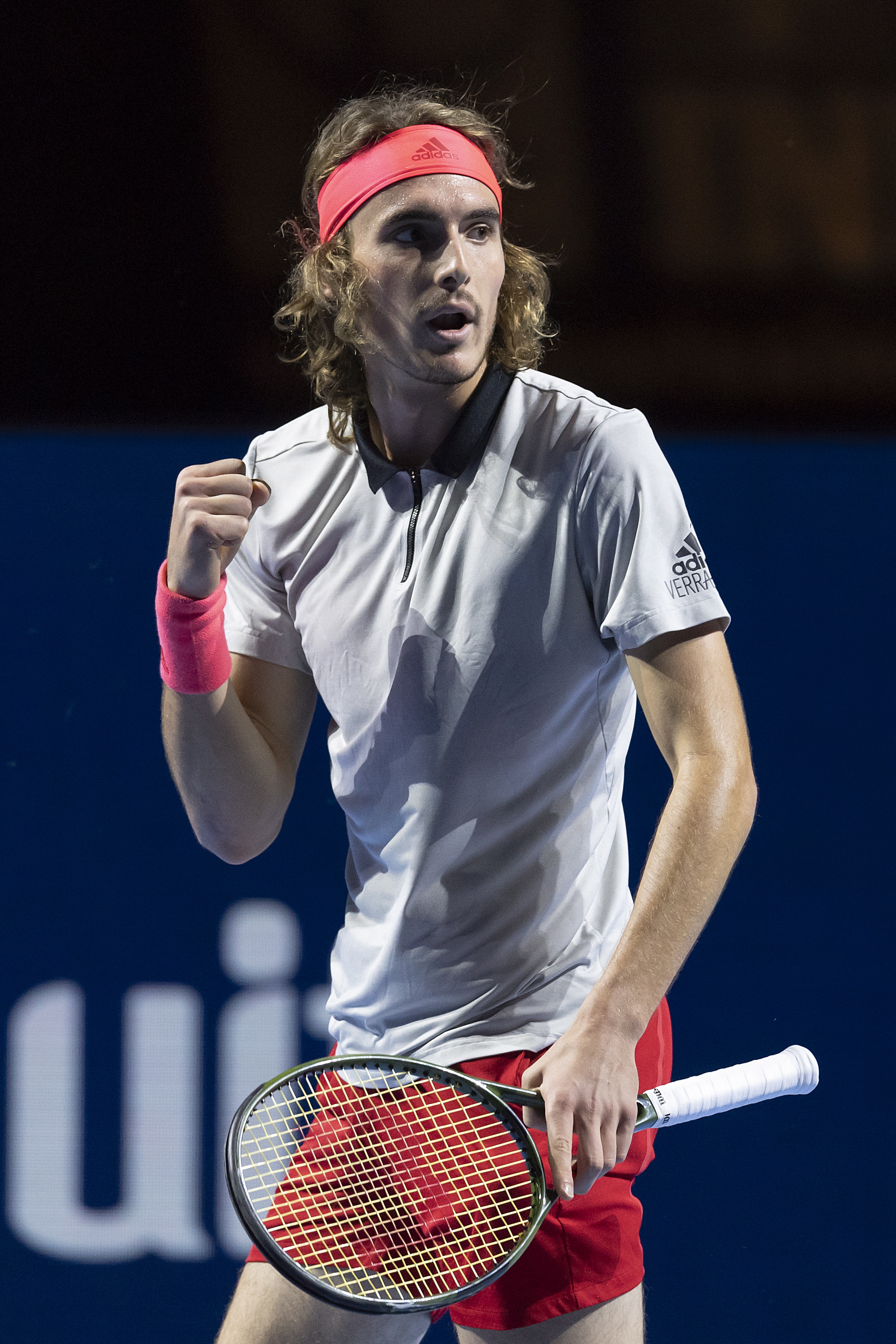 年终总决赛绝杀ATP总决赛，西西帕斯惊艳四座的简单介绍