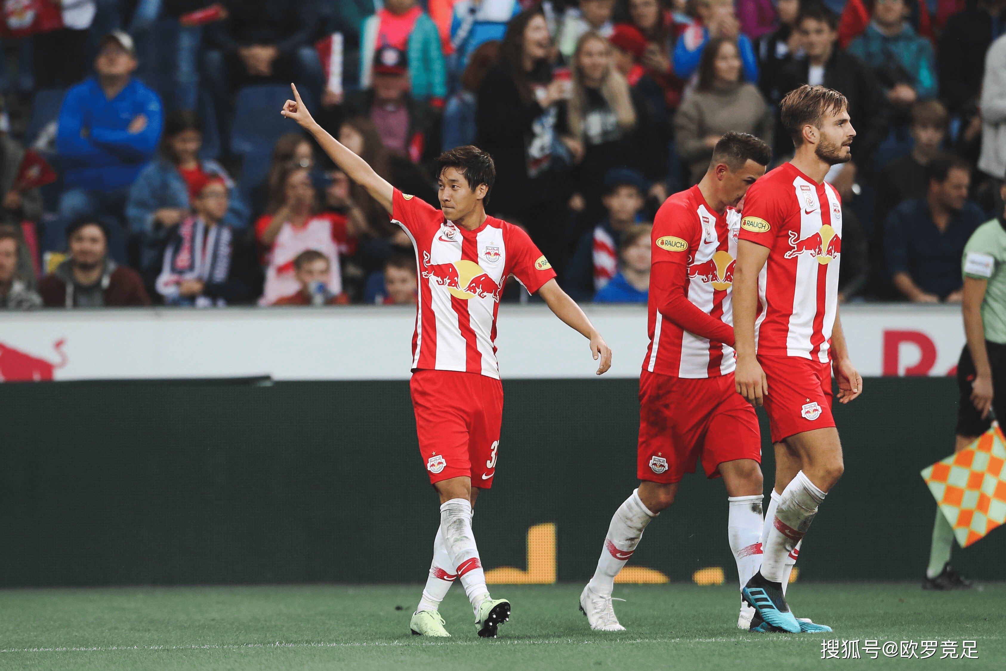 红牛二队翻盘哈斯车队，皮亚斯特里关键制胜的简单介绍