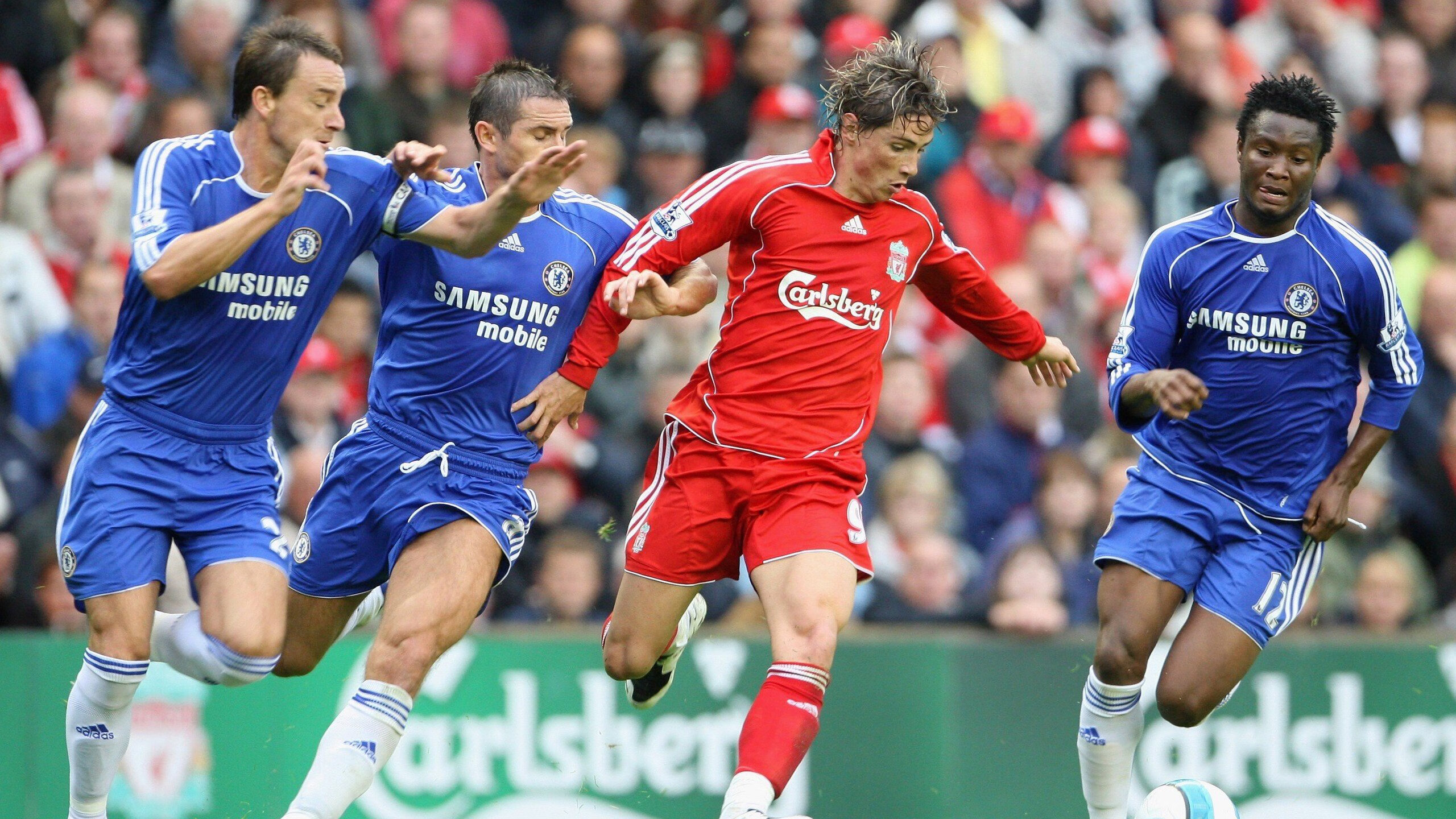 冰与火的对决，芬兰体系如何压制佛罗伦萨艺术足球，本泽马于世界排名争夺战中接管比赛