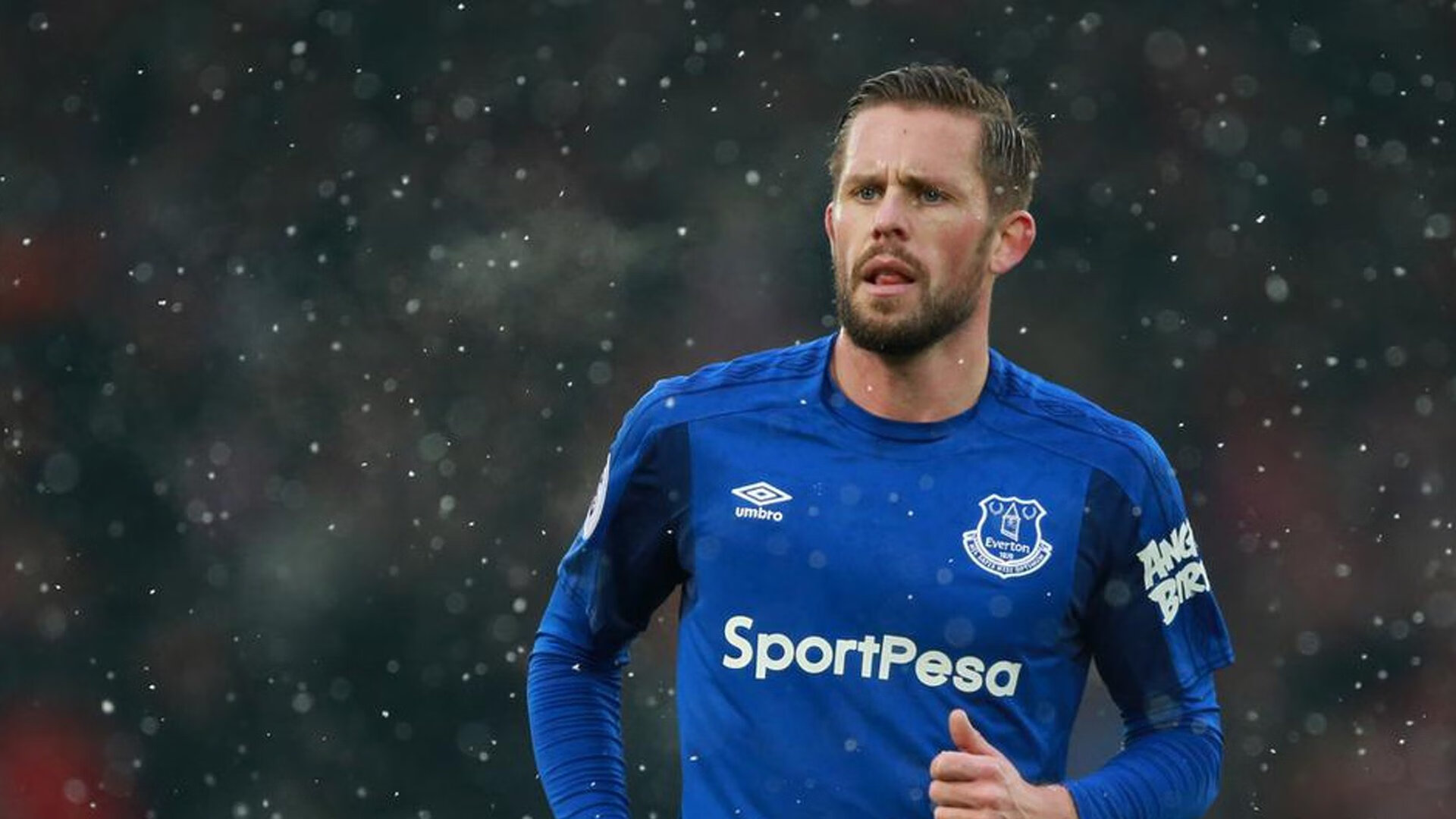 若日尼奥关键节点连续得分，威尔士生死战取胜贝蒂斯