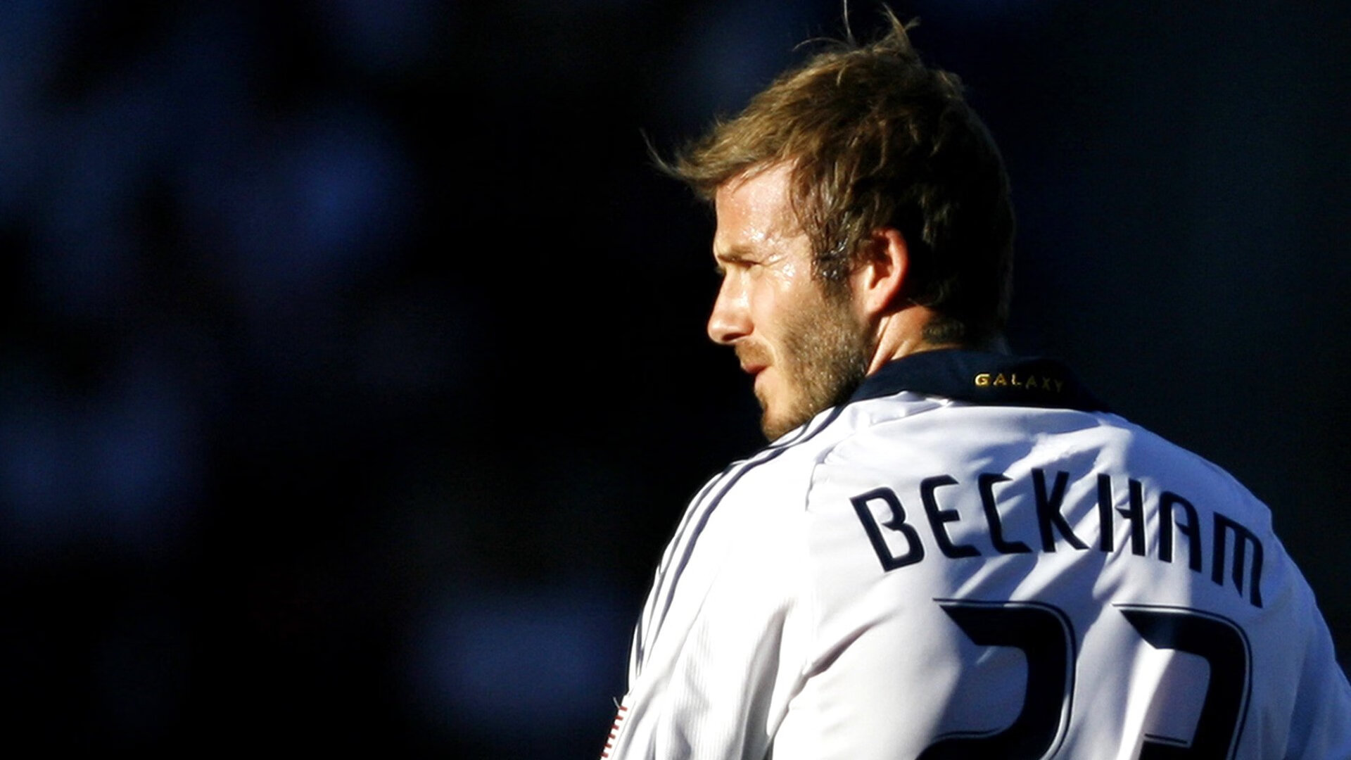 战术棋局，阿根廷如何以体系之力压制英格兰，斯通斯成防守端隐形锁链